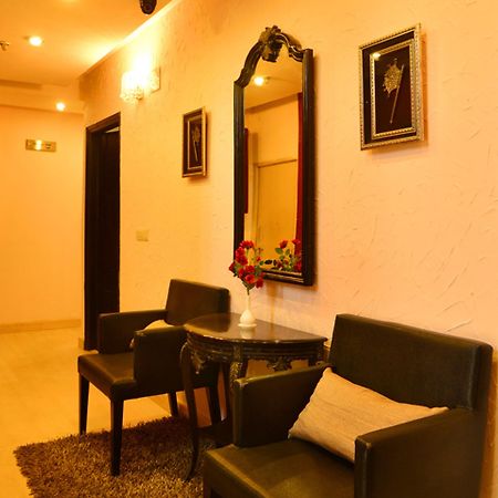 Hotel Shanti Palace West Patel Nagar Nuova Delhi Esterno foto